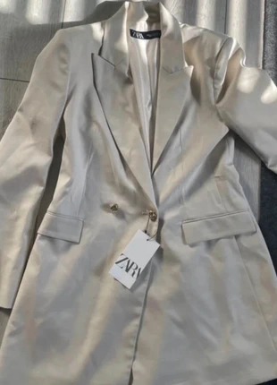 Blazer beige crème, merk: Zara, staat: Nieuw met prijskaartje, maat: M / 38 / 10, € 28,00, € 30,10 inclusief Kopersbescherming