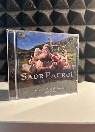 Saor Patrol – The Stomp (CD originale, Scottish Pipes & Drums), état: Bon état, 5,00 €, 5,95 € Protection acheteurs incluse