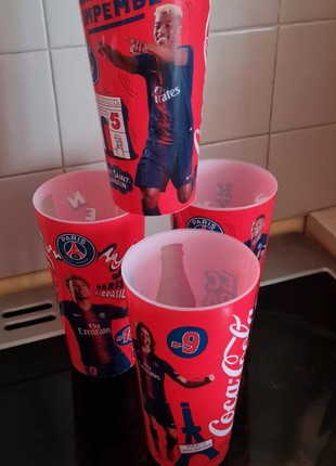 PSG - 4 verres en plastique 50cl, marke: Coca-Cola, zustand: Sehr gut, 2,50 €, 3,33 € inklusive Vinted-Käuferschutz