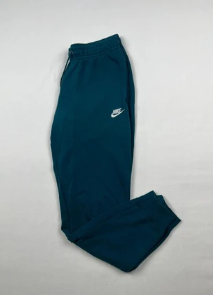Jogging Nike avec logo brodé blanc | Taille S | turquoise, marque: Nike, état: Très bon état, taille: S, 18,00 €, 19,60 € Protection acheteurs incluse