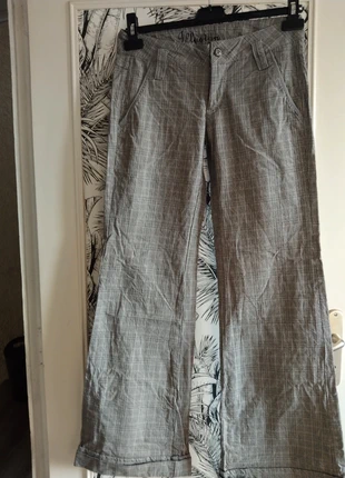 Pantalon femme ou Ado, brand: Illusion, condition: Very good, size: S / 36 / 8, €5.00, €5.95 includes Buyer Protection