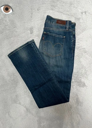 Jean Levi’s 700 USA bleu marine - Straight Demi Curve coupe droite troué - W26L30 (FR36), brand: Levi's, condizioni: Ottime, taglia: S / IT 40 / EU 36, €22.40, €24.22 include la Protezione acquisti Pro