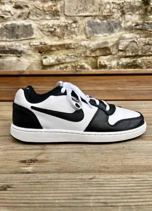 Sneakers Nike - P.41, marke: Nike, zustand: Neu, größe: 41, 65,00 €, 68,95 € inklusive Vinted-Käuferschutz