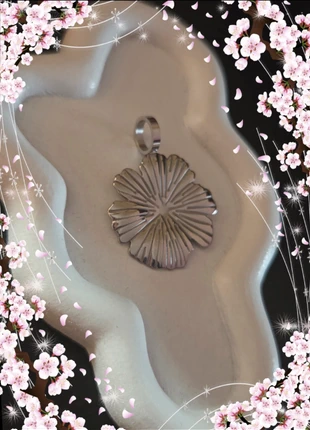 Ciondolo charm Purelei – Aloha - colore argento - nuova collezione 2025, merk: Purelei, staat: Nieuw met prijskaartje, € 10,00, € 11,20 inclusief Kopersbescherming