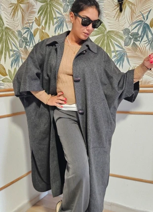 Vintage grey styled mantel, merk: Vintage, staat: Heel goed, maat: S / 36 / 8, € 59,00, € 62,65 inclusief Kopersbescherming