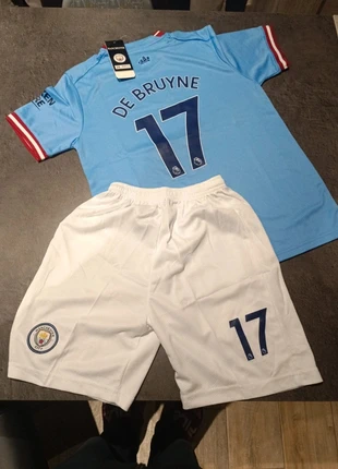 Tenue foot Kevin de bruyne Manchester city bleu. T.28, zustand: Sehr gut, größe: 12 Jahre / 152, 16,90 €, 18,45 € beinhaltet Vinted-Käuferschutz Pro