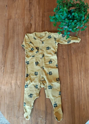 Pyjama Next, merk: Next, staat: Heel goed, maat: 6-9 maanden / 68 cm, € 2,00, € 2,80 inclusief Kopersbescherming
