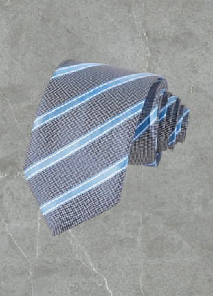 Cravate Homme Business Rayée Elégante Bleue, marque: CHROME, état: Très bon état, 15,00 €, 16,45 € Protection acheteurs (Pro) incluse