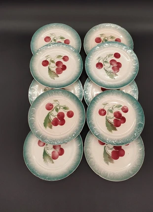 Lot 10 assiettes dessert anciennes - Barbotine cerises, marque: St-Clément, état: Très bon état, 80,00 €, 84,70 € Protection acheteurs incluse