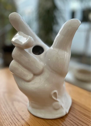 Bonaserra Rye Pottery white gloved hand vase, brand: Bonaserra, condition: Very good, £35.00, £37.45 includes Buyer Protection