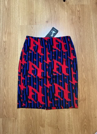 Jupe S rouge marine noire Minueto, brand: Minueto, condizioni: Nuovo con cartellino, taglia: S / IT 40 / EU 36, €7.50, €8.58 include la Protezione acquisti