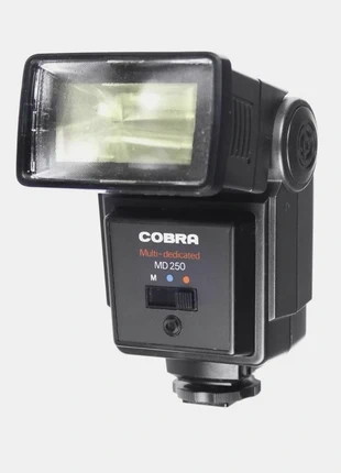 Nikon Dedicated Bounce Zoom Flash For 35mm SLR Cameras, brand: Cobra, condition: Very good, £11.00, £12.25 includes Buyer Protection