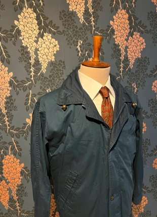Veste Trench / Harrington Bleue Nuit, marke: McGregor, zustand: Sehr gut, größe: M, 42,00 €, 44,80 € inklusive Vinted-Käuferschutz