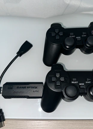 Gamestick Con 30000 giochi retró, marca: SOLO, estado: Nuevo sin etiquetas, 25,00 €, 26,95 € Protección al comprador incluida