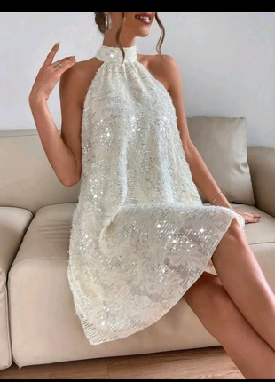 Robe élégante pour occasion, marke: Shein, zustand: Sehr gut, größe: XXL / 44 / 16, 7,00 €, 8,05 € inklusive Vinted-Käuferschutz