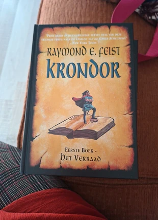 Krondor trilogie, staat: Nieuw zonder prijskaartje, € 20,00, € 21,70 inclusief Kopersbescherming