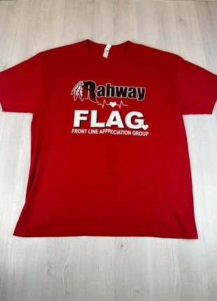 T-Shirt Rouge Vintage Sport Universitaire USA Taille XL, brand: Vintage Dressing, condizioni: Ottime, taglia: XL, €5.00, €5.95 include la Protezione acquisti Pro