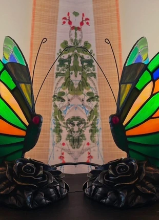 Set van 2 Vlinder Tafellampen glas in lood Tiffany stijl, marque: Art, état: Neuf sans étiquette, 125,00 €, 131,95 € Protection acheteurs (Pro) incluse