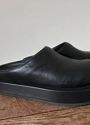 Zwarte klompen/ muiltjes van Paloma Barceló, merk: Paloma Barcelo, staat: Heel goed, maat: 38, € 45,00, € 47,95 inclusief Kopersbescherming