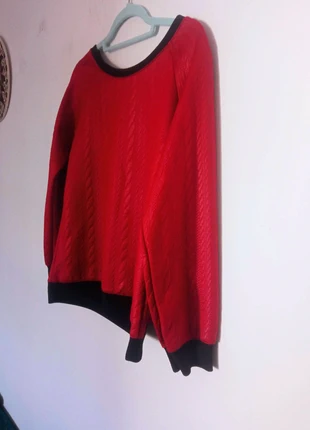 Jersey tejido sudadera efecto polipiel rojo, merk: Made In Italy, staat: Heel goed, maat: S / 36 / 8, € 7,00, € 8,05 inclusief Kopersbescherming