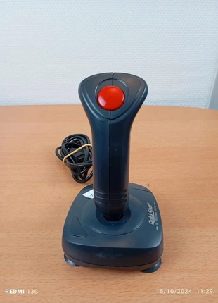 Manette Atari, brand: Atari, condition: Good, €9.00, €10.15 includes Buyer Protection Pro