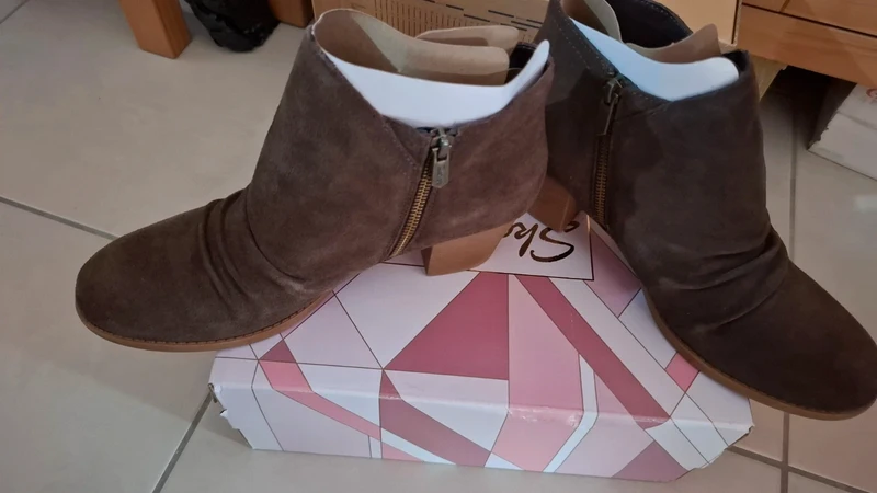 Très belles bottines 40 Skechers marron - photo numéro 7