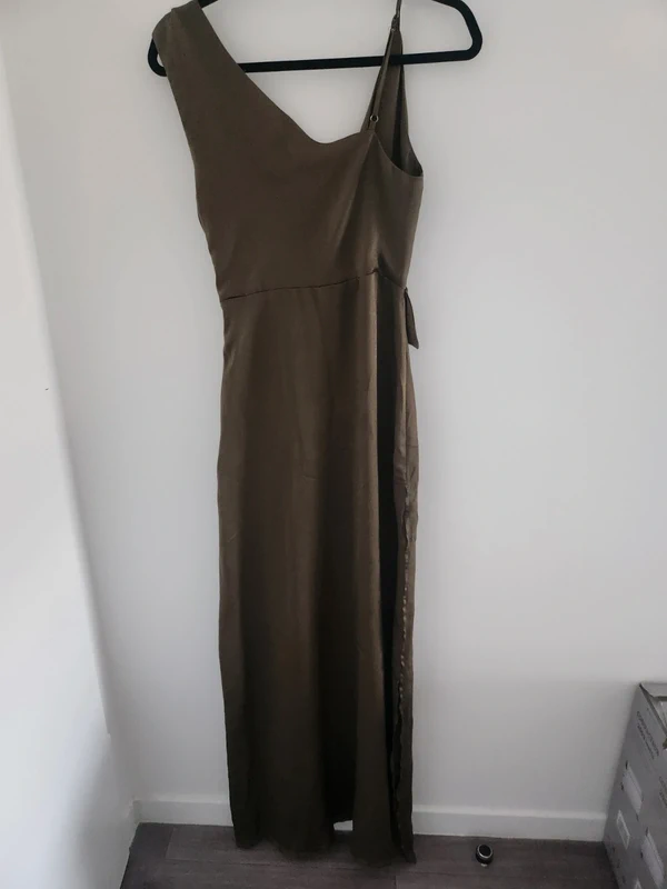 Robe longue satinée - photo numéro 4