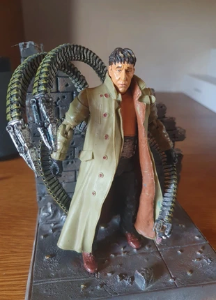 Figurine Toybiz docteur octopus spideman 2004, marke: Toy Biz, zustand: Zufriedenstellend, größe: Einheitsgröße, 15,00 €, 16,45 € inklusive Vinted-Käuferschutz