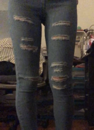 Jeans bleu skinny troué, marca: Don't Call Me Jennyfer, estado: Muito bom, tamanho: XXS / 32 / 4, €6.50, €7.53 inclui Proteção do Comprador