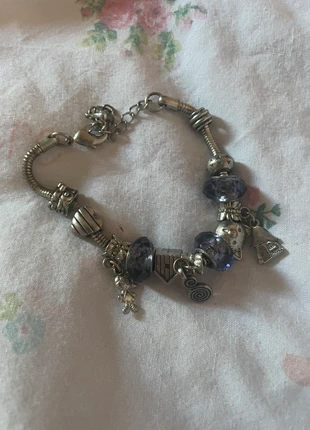 Charm Bracelet – Purple Beads & Charms, condition: Very good, €7.99, €9.09 includes Buyer Protection