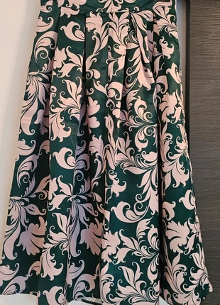 Ensemble jupe longue à fleurs et haut manches longues – Vert foncé – Taille L, marca: Shein, estado: Novo sem etiquetas, tamanho: L / 40 / 12, €10.00, €11.20 inclui Proteção do Comprador