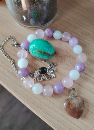 Armband Rosenquarz, Bergkristall und Lepidolit, Herz Anhänger roter Jaspis, marque: Sonstiges, état: Très bon état, 6,00 €, 7,00 € Protection acheteurs incluse