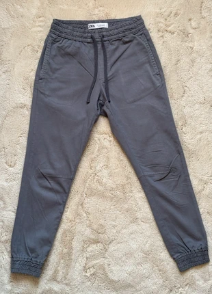 Pantalon Relaxed fit - Zara, marke: Zara, zustand: Gut, größe: S, 8,00 €, 9,10 € inklusive Vinted-Käuferschutz