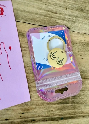 Porte-clés survivor malicieuse, merk: malicieuse, staat: Nieuw met prijskaartje, € 7,00, € 8,05 inclusief Kopersbescherming