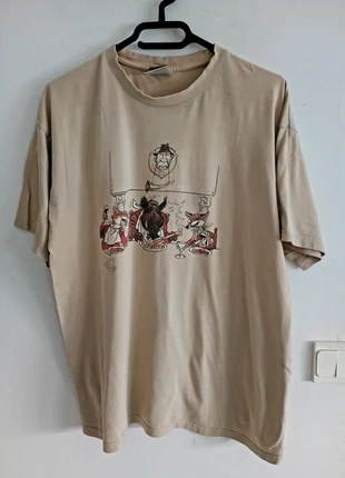 Tee shirt aesthetic xl, merk: Aesthetic, staat: Heel goed, maat: XL, € 9,90, € 11,10 inclusief Kopersbescherming