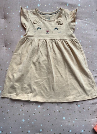 Robe 9/12mois, marca: C&A, estado: Muito bom, tamanho: 9-12 meses / 74 cm, €3.00, €3.85 inclui Proteção do Comprador