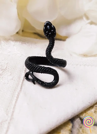 🪭🪭Bague mixte superbe serpent noir 🎁 Neuve 🪭, marke: Fantasy, zustand: Neu, mit Etikett, größe: 55.6 mm / 17.7 mm Ø, 9,50 €, 10,68 € beinhaltet Vinted-Käuferschutz Pro