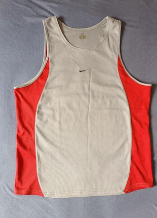 Débardeur technique Nike Dri Fit taille M bon état logo brodé, brand: Nike, condition: Good, size: M, €9.00, €10.15 includes Buyer Protection