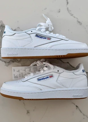 Reebok Tennis Club C 85 – Wit – Maat 35, marca: Reebok, estado: Novo com etiquetas, tamanho: 35, €27.50, €29.58 inclui Proteção do Comprador