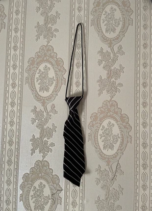 mini cravate yandere, marca: Alternative, estado: Muy bueno, 3,50 €, 4,38 € Protección al comprador incluida