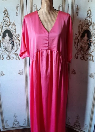 Robe longue satin rose barbie, condition: New without tags, size: One size, €15.00, €16.45 includes Buyer Protection
