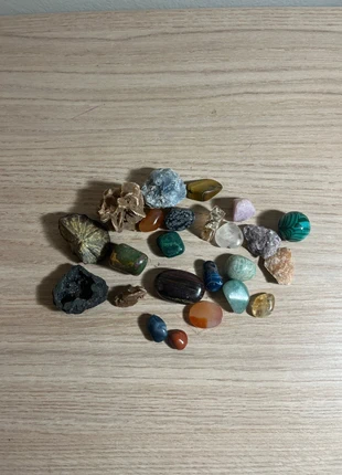 Lot de 20-25 pierres, brand: Pierre, condition: New without tags, €15.00, €16.45 includes Buyer Protection