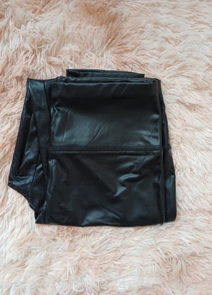Legging faux cuir, marca: Shein, estado: Muy bueno, tamaño: S / 36 / 8, 5,59 €, 6,57 € Protección al comprador Pro incluida