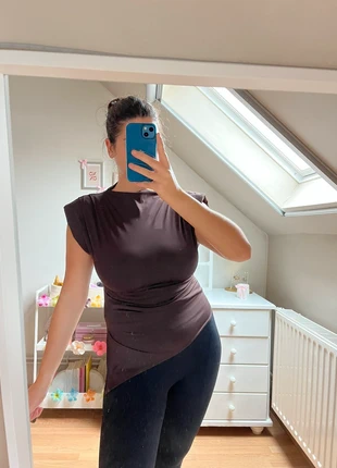 Top asymétrique boutique indépendante, marke: Zara, zustand: Neu, mit Etikett, größe: M / 38 / 10, 10,00 €, 11,20 € inklusive Vinted-Käuferschutz