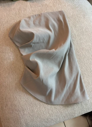 Bustier asymmetric gris Zara, brand: Zara, condizioni: Ottime, taglia: S / IT 40 / EU 36, €12.00, €13.30 include la Protezione acquisti