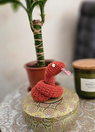 Serpent au crochet, marca: Créassimee, estado: Nuevo con etiquetas, tamaño: Prematuro, máx. 44 cm, 4,00 €, 4,90 € Protección al comprador incluida