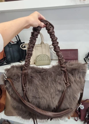 Brand new faux fur Hobo crossbody bag in chocolate brown, brand: boutique, condition: New with tags, £22.00, £23.80 includes Buyer Protection