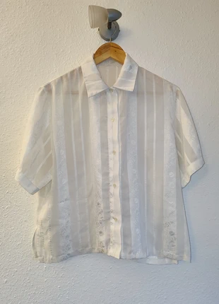 Blusa vintage clasica blanca semitransparente Talla M, marca: Vintage Dressing, estado: Muy bueno, tamaño: M / 38 / 10, 3,00 €, 3,85 € Protección al comprador incluida