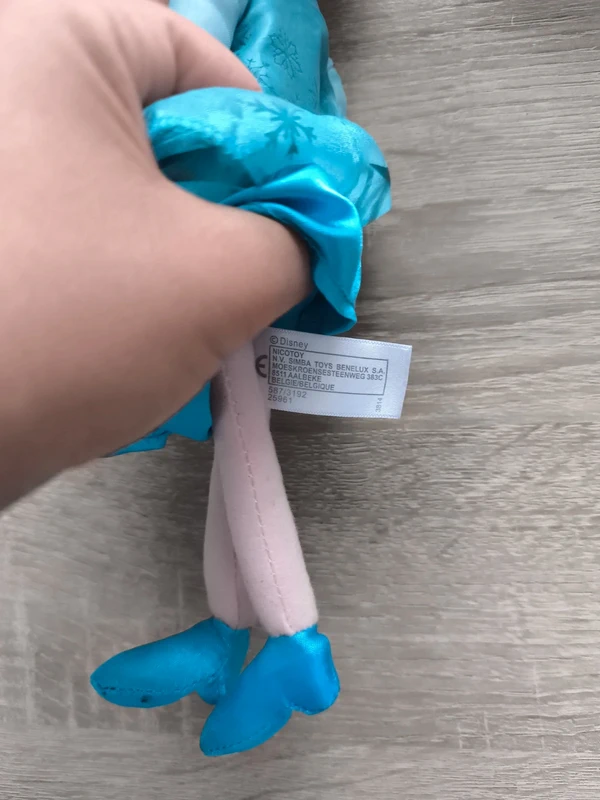 Lot de 3 peluches la reine des neiges - photo numéro 6