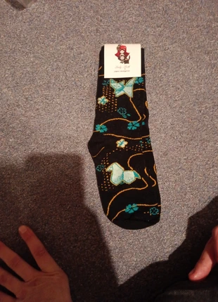 Paper manegarie socks, brand: lady sloth, condizioni: Nuovo con cartellino, taglia: M | 39-42, €10.00, €11.20 include la Protezione acquisti